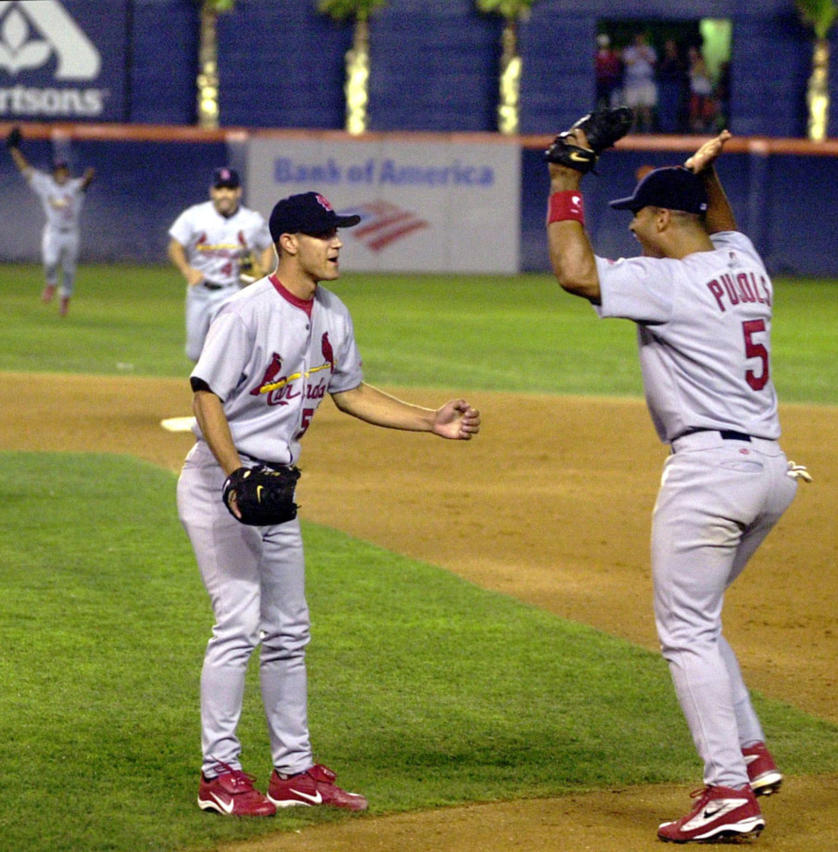 St-Louis-Cardinals-Bud-Smith-no-hitter.jpg